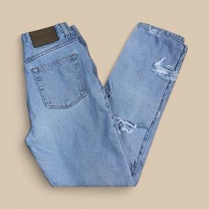 Calvin Klein Light Denim Distressed Jeans sz 8